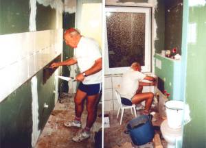 Herr Lange saniert 1999 teilweise sein Bad selbst